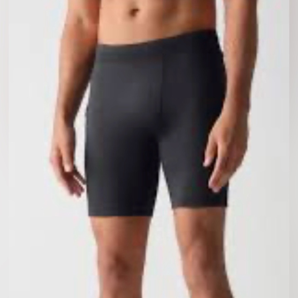 NWT Rhone elevation compression Mens Black shorts size XXL $98